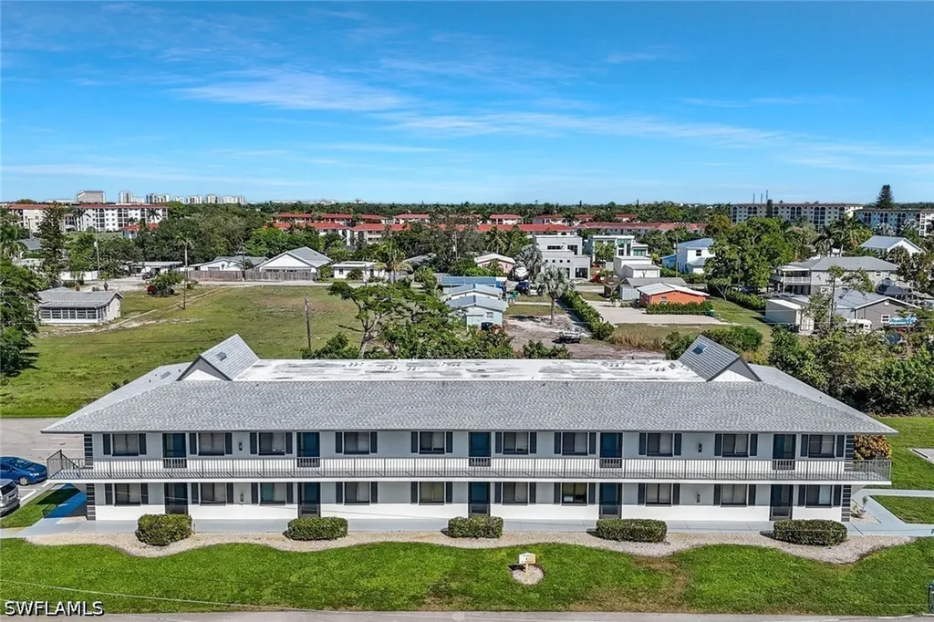 1211 Rosemary Court Naples FL 34103