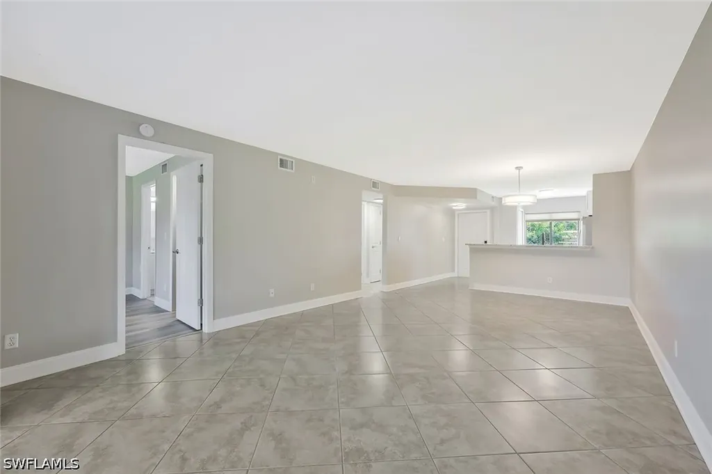 1211 Rosemary Court Naples FL 34103