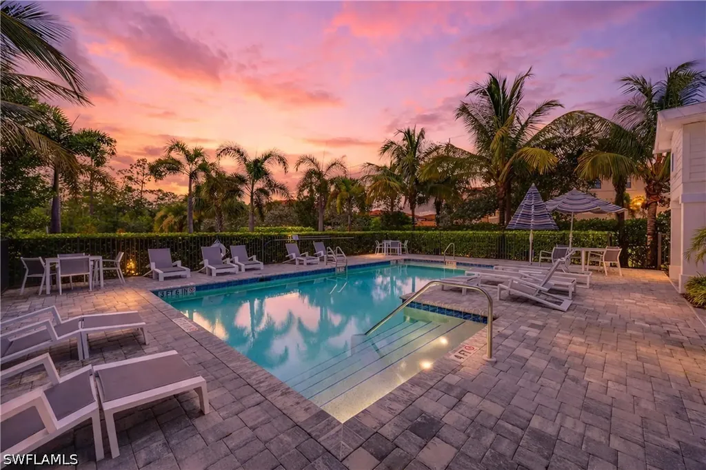13058 Pembroke Drive Naples FL 34105