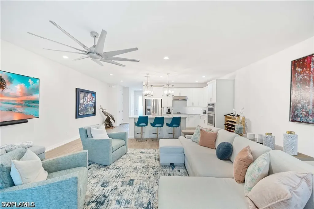13058 Pembroke Drive Naples FL 34105
