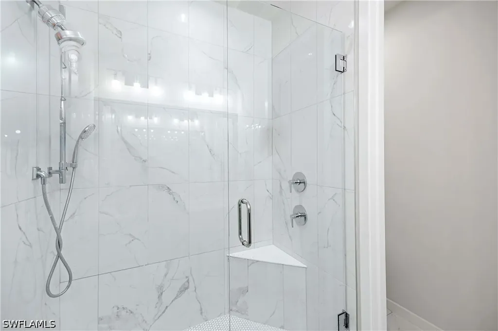 13058 Pembroke Drive Naples FL 34105
