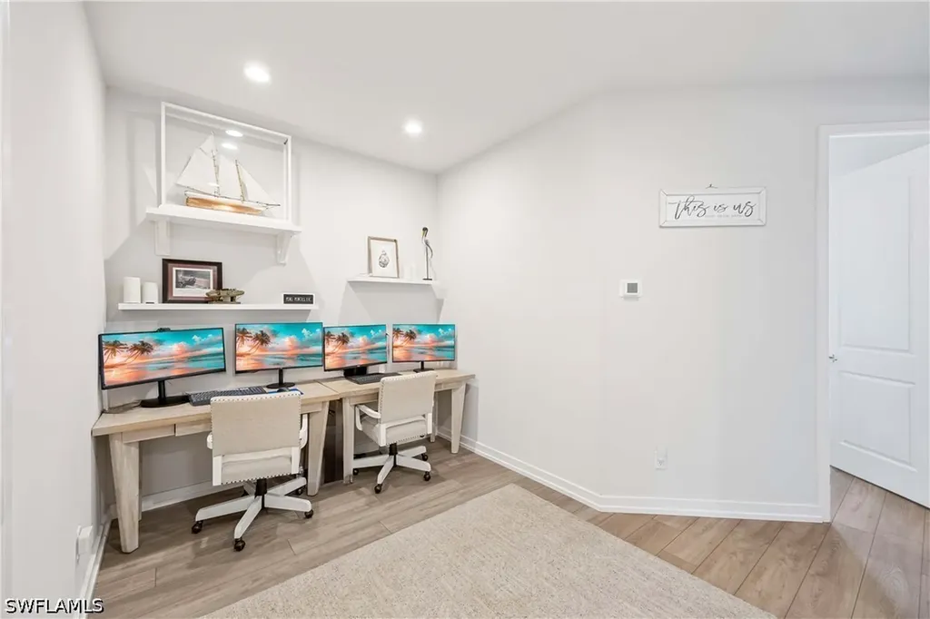13058 Pembroke Drive Naples FL 34105