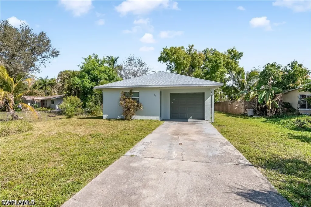 2826 West Road Fort Myers FL 33905