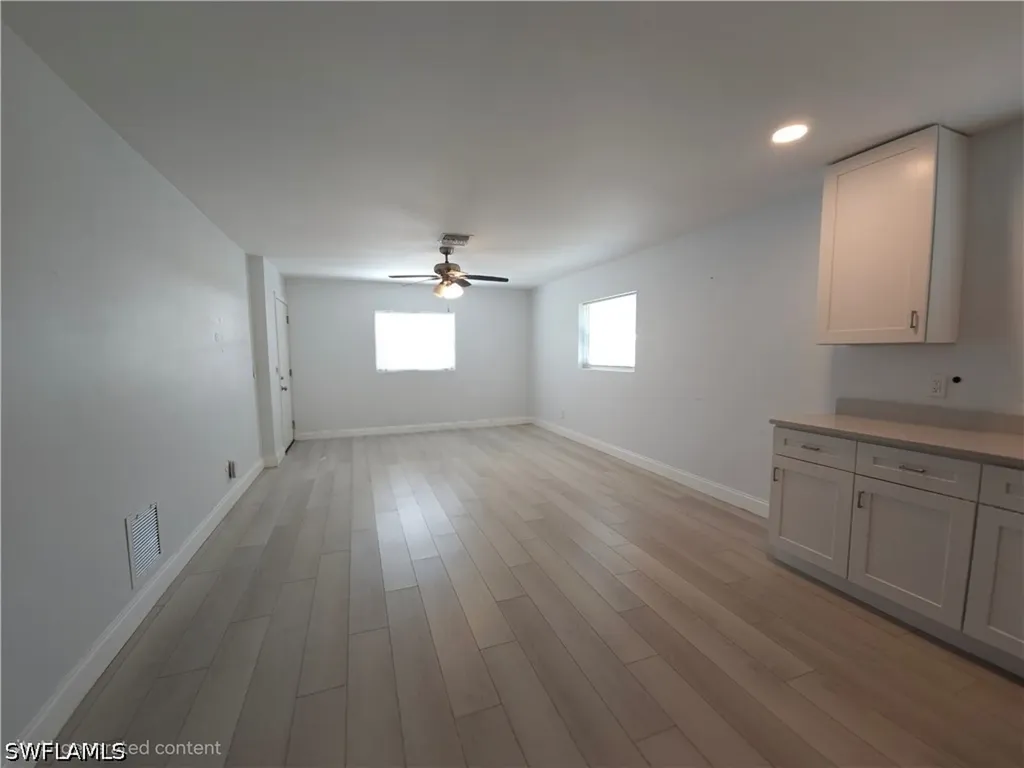 2826 West Road Fort Myers FL 33905