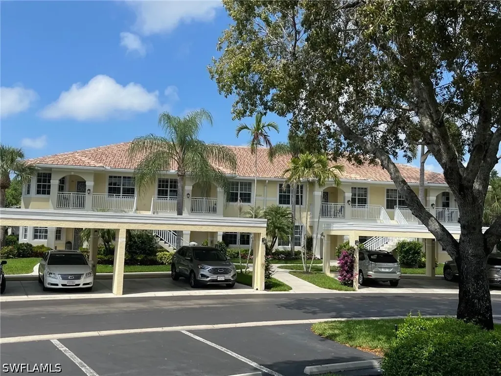 2325 Carrington Court Naples FL 34109