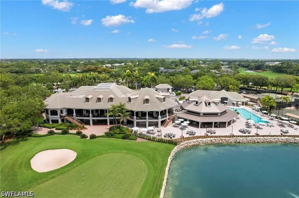2325 Carrington Court Naples FL 34109