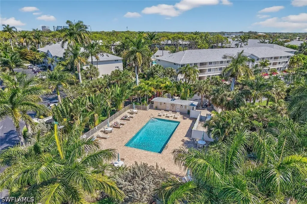 3021 Sandpiper Bay Circle Naples FL 34112