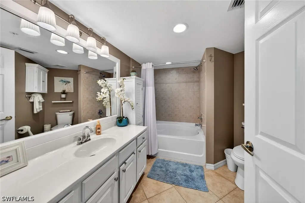 4135 Residence Drive Fort Myers FL 33901