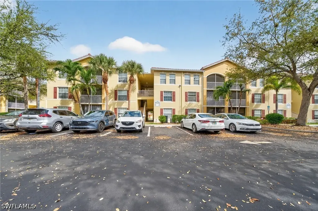 4135 Residence Drive Fort Myers FL 33901