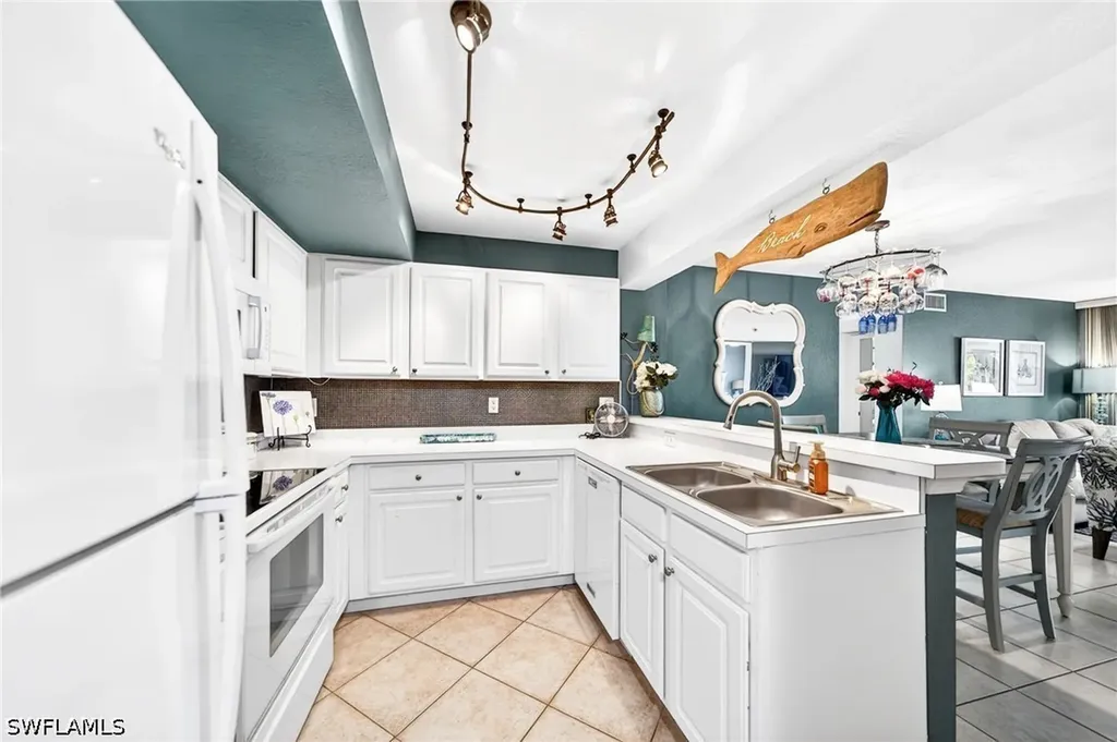 4135 Residence Drive Fort Myers FL 33901