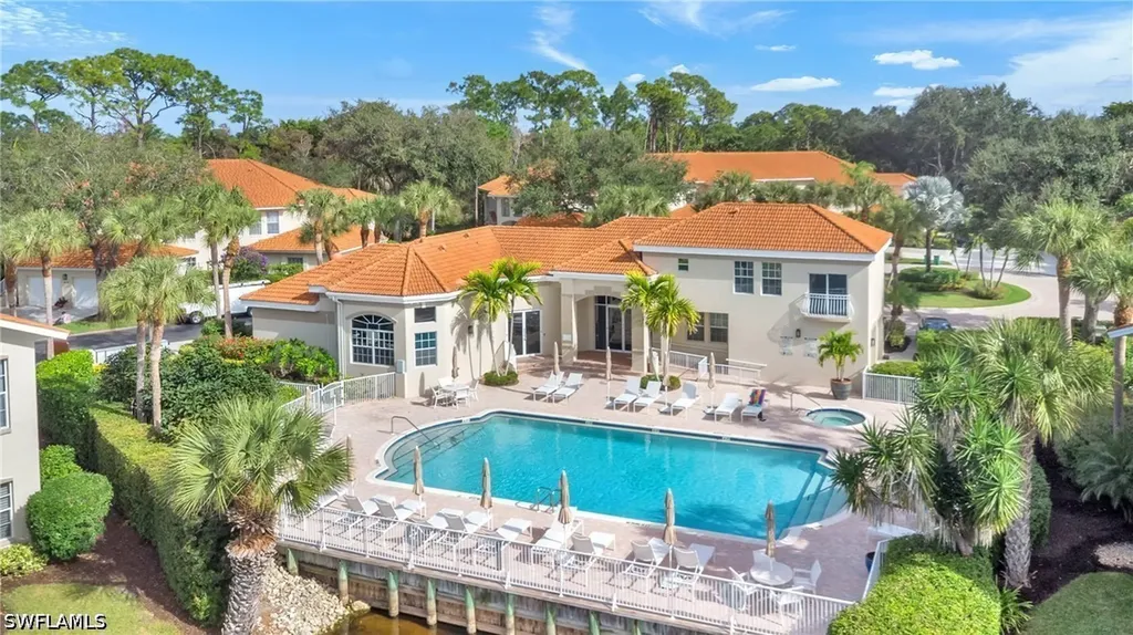 1025 Egrets Walk Circle Naples FL 34108
