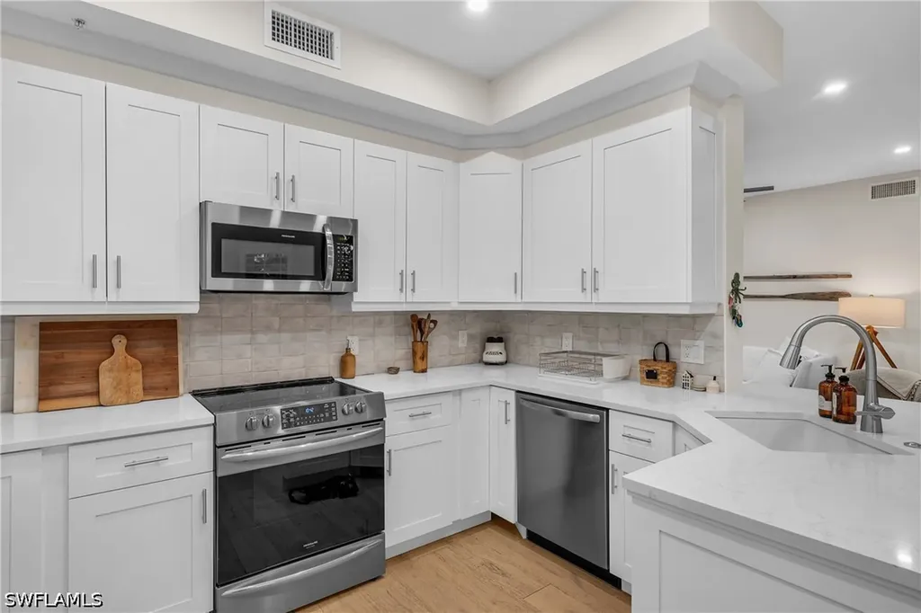 1025 Egrets Walk Circle Naples FL 34108