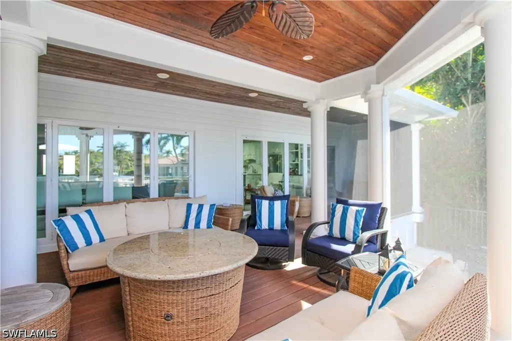 2150 Marina Drive Naples FL 34102