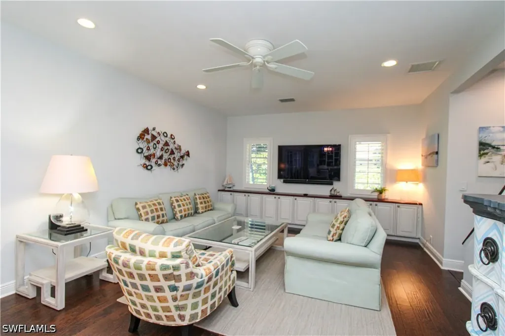 2150 Marina Drive Naples FL 34102
