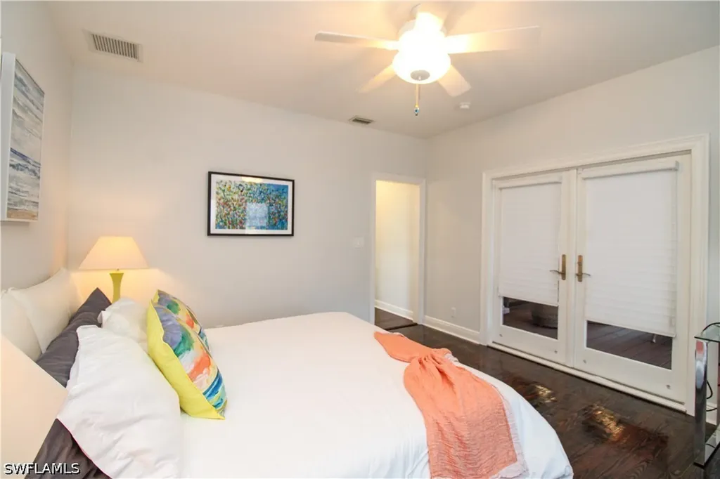 2150 Marina Drive Naples FL 34102