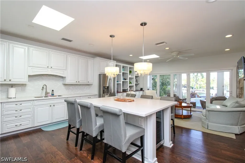 2150 Marina Drive Naples FL 34102