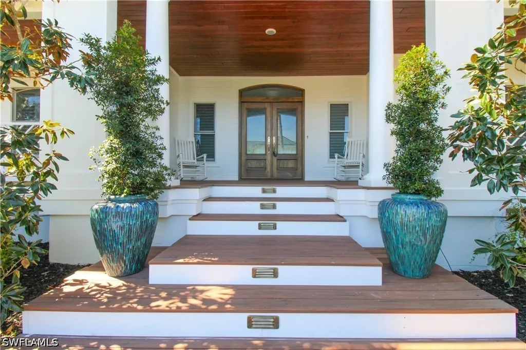2150 Marina Drive Naples FL 34102