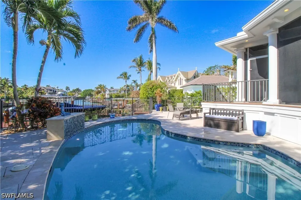 2150 Marina Drive Naples FL 34102
