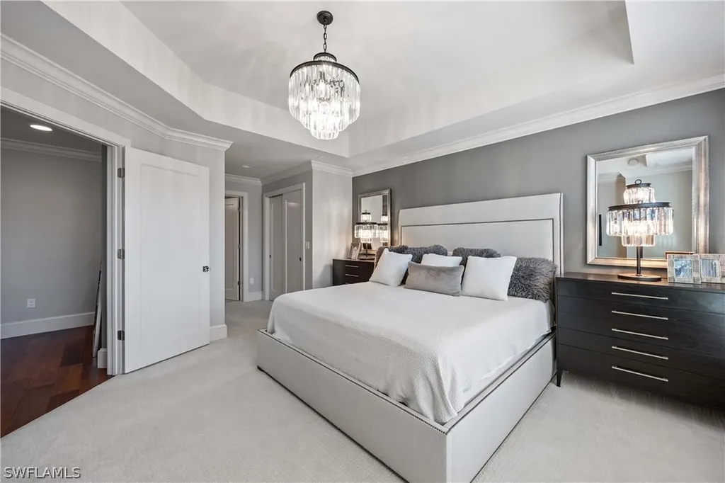 9123 Strada Place Naples FL 34108