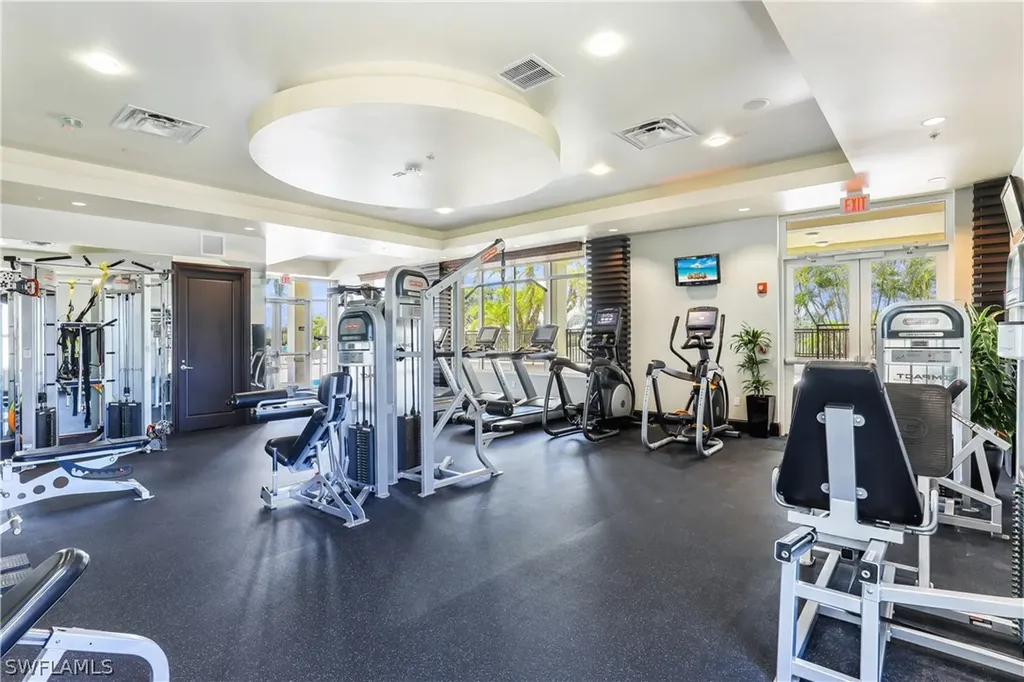 9123 Strada Place Naples FL 34108