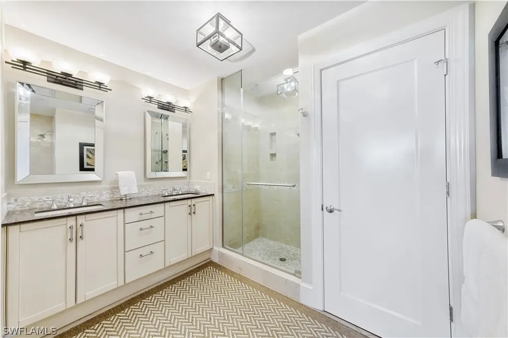 9123 Strada Place Naples FL 34108