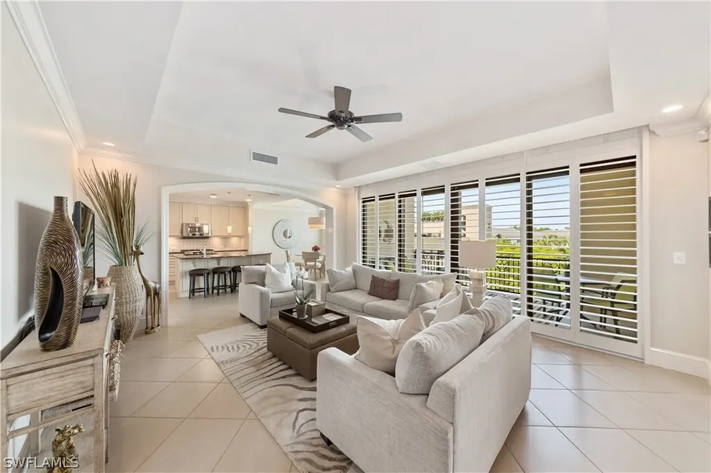 9123 Strada Place Naples FL 34108