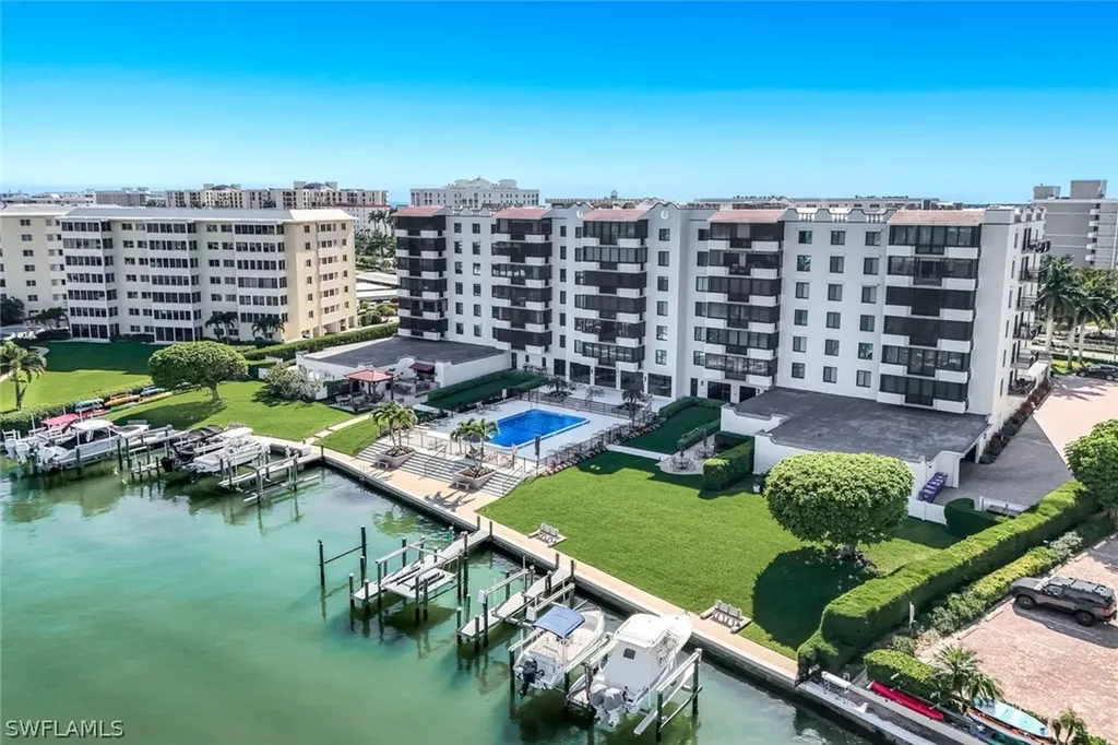 3430 Gulf Shore Boulevard N Naples FL 34103