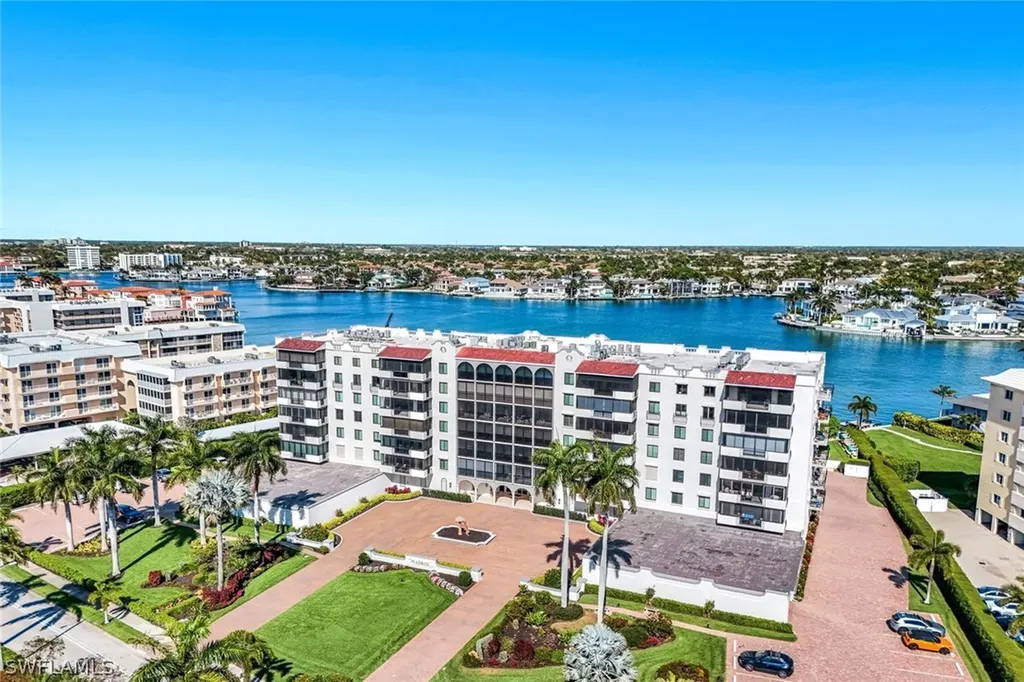 3430 Gulf Shore Boulevard N Naples FL 34103