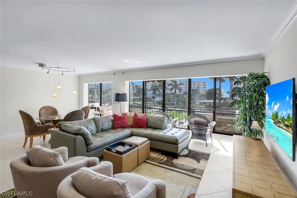 3430 Gulf Shore Boulevard N Naples FL 34103