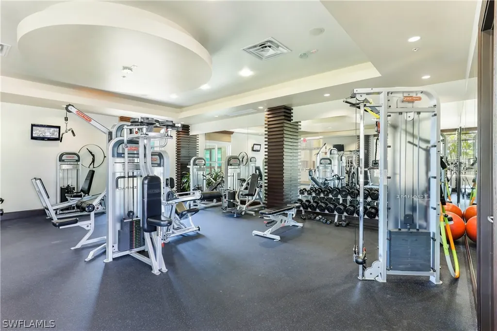 9123 Strada Place Naples FL 34108