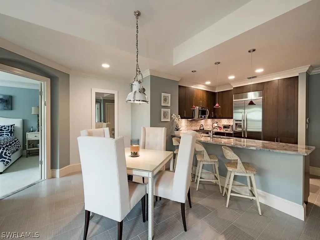 9123 Strada Place Naples FL 34108
