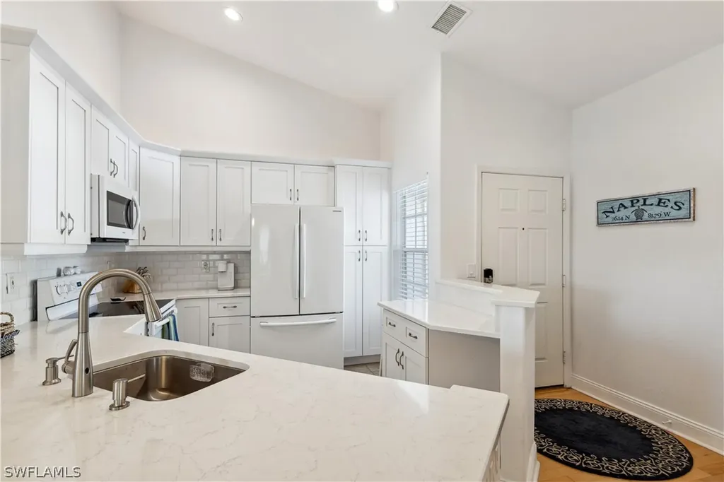 1117 Sweetwater Lane Naples FL 34110