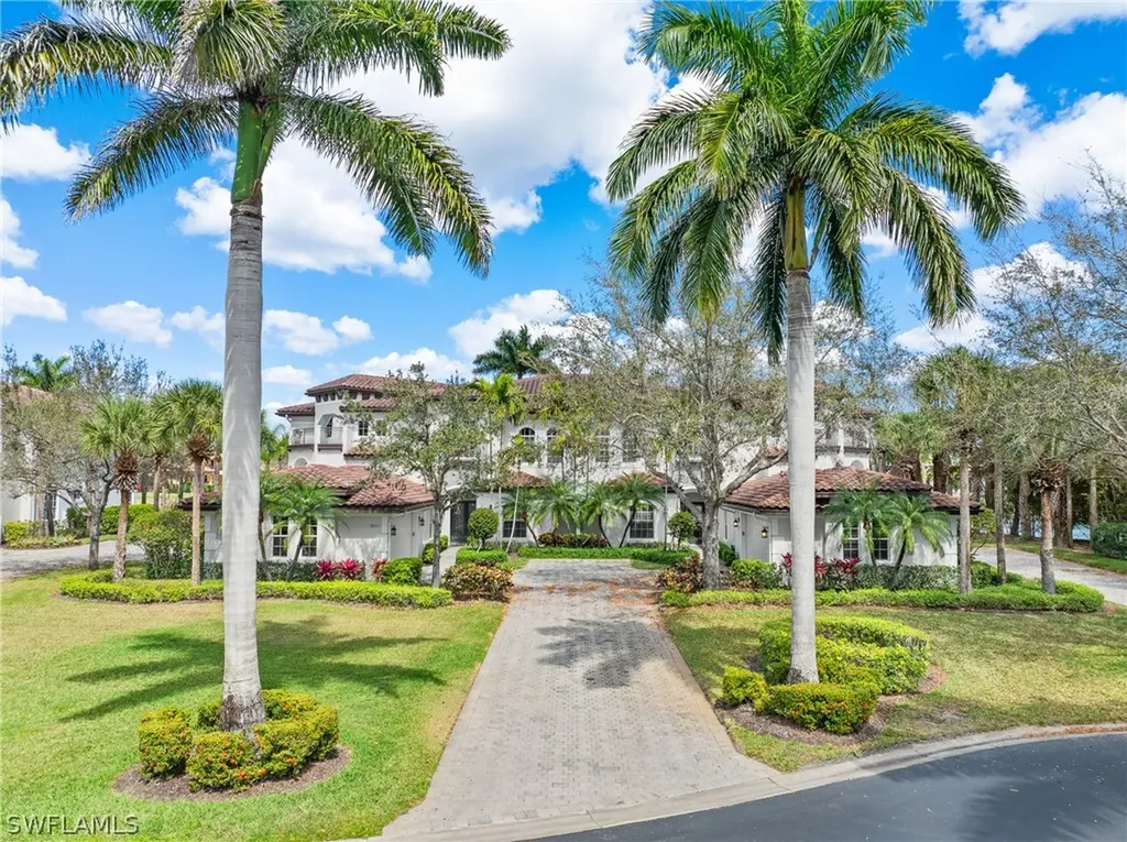 28571 Calabria Court Naples FL 34110
