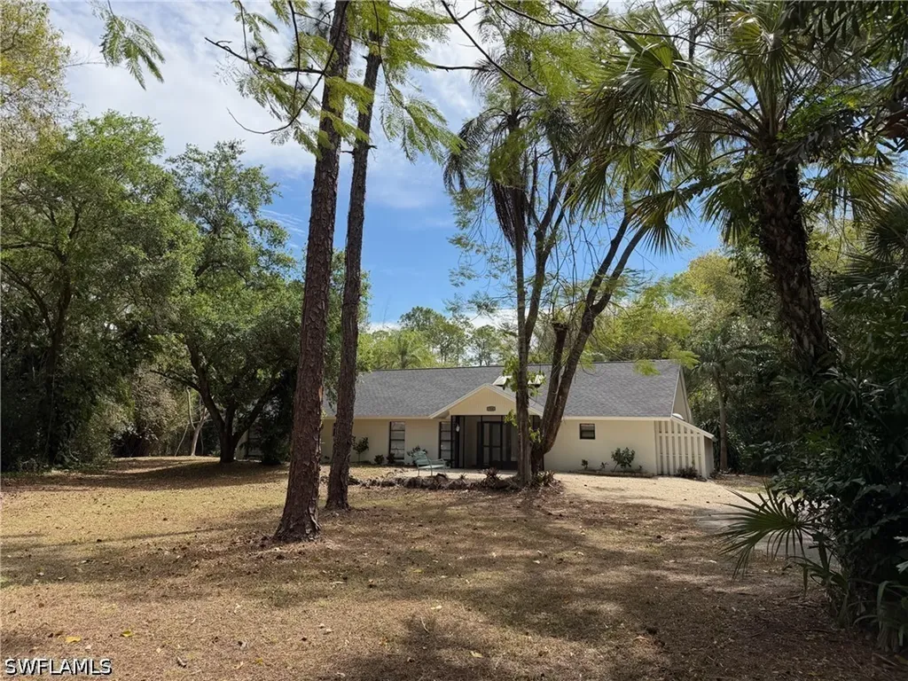 710 25th Street NW Naples FL 34120