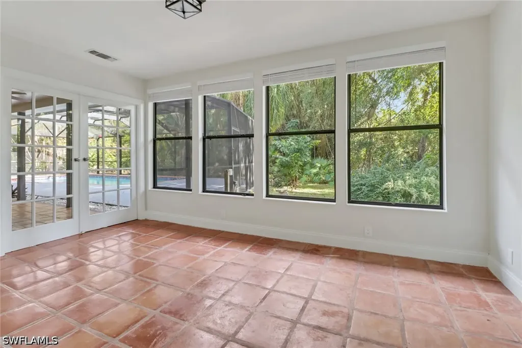 710 25th Street NW Naples FL 34120