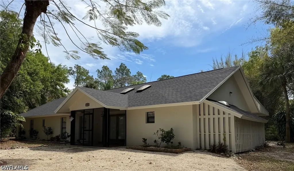 710 25th Street NW Naples FL 34120