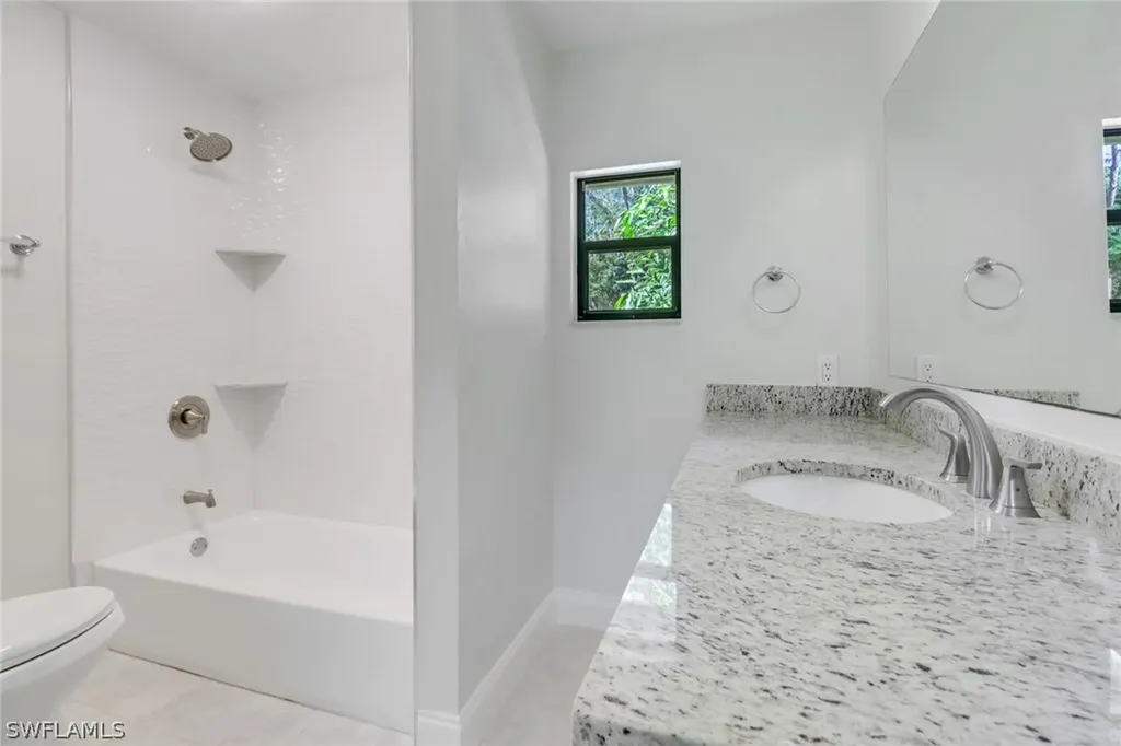 710 25th Street NW Naples FL 34120