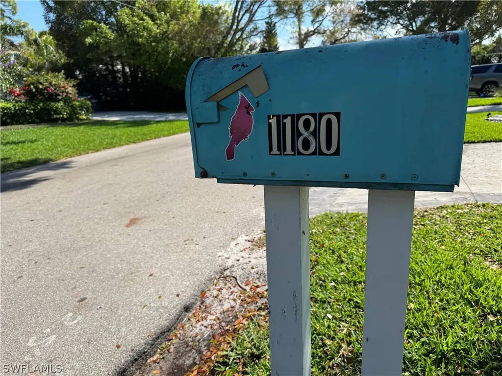 1180 Diana Avenue Naples FL 34103