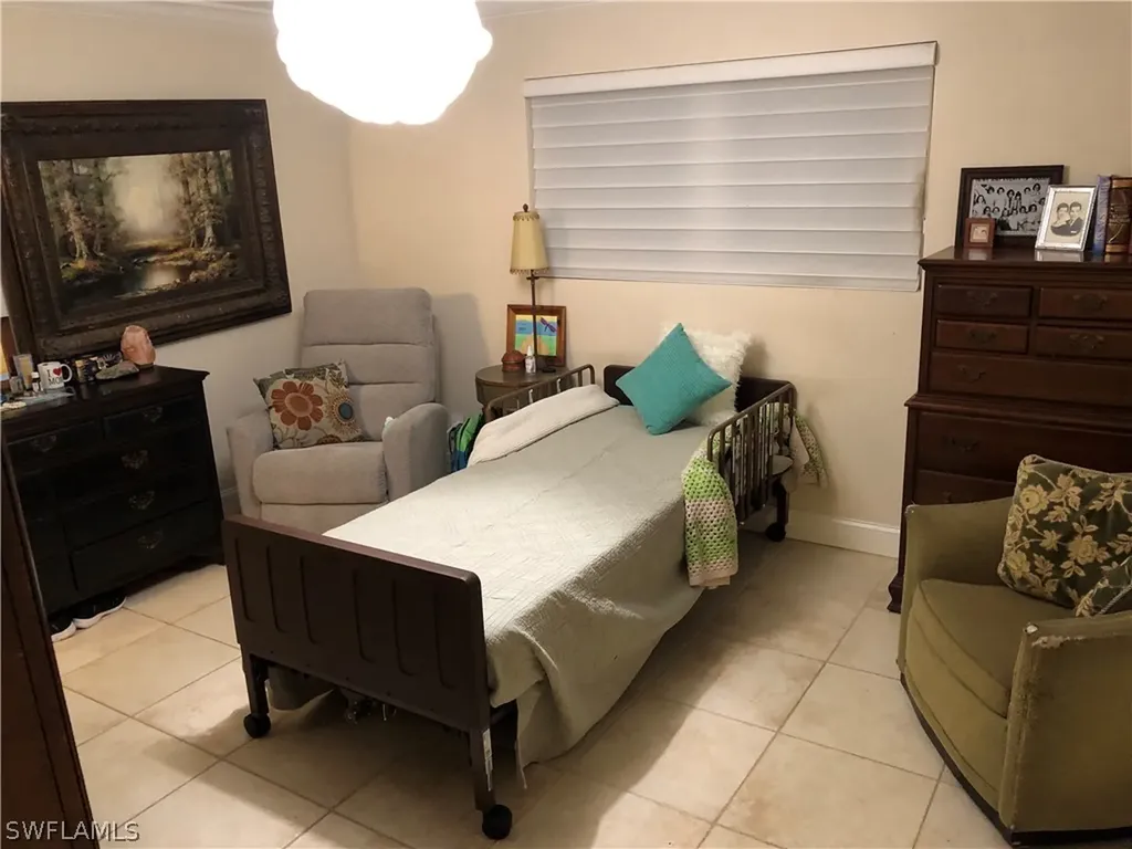 1180 Diana Avenue Naples FL 34103