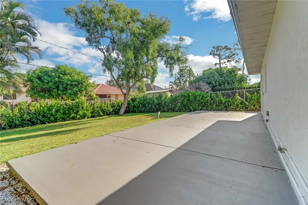 779 108th Avenue N Naples FL 34108