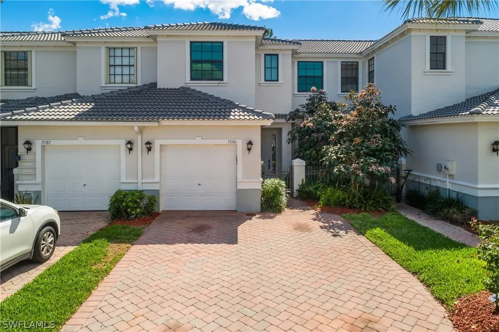 15186 Summit Place Circle Naples FL 34119