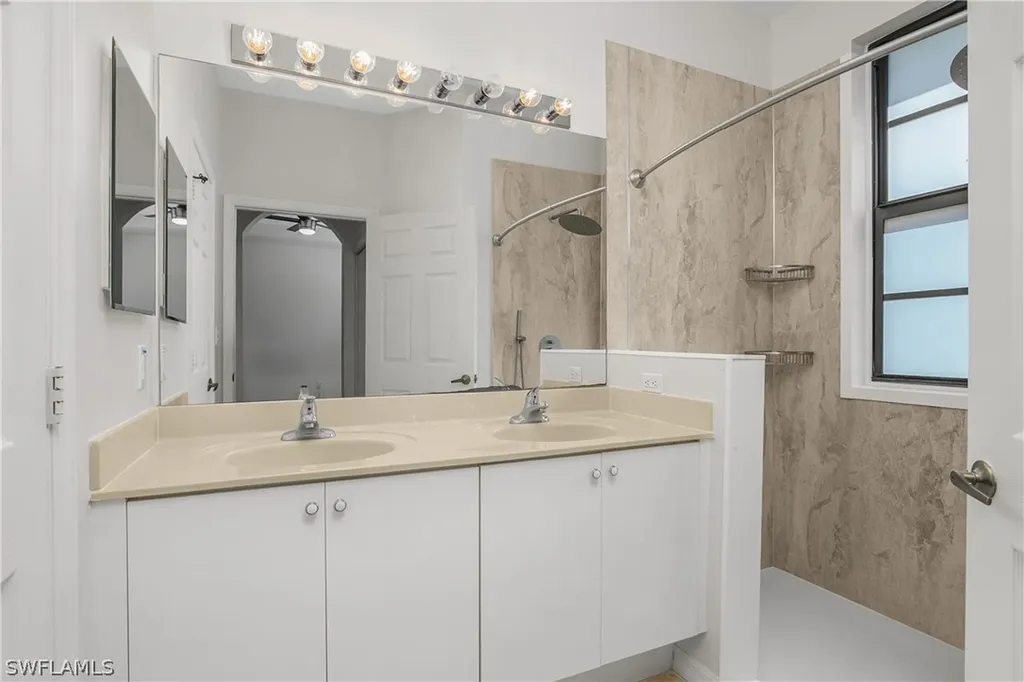 15186 Summit Place Circle Naples FL 34119