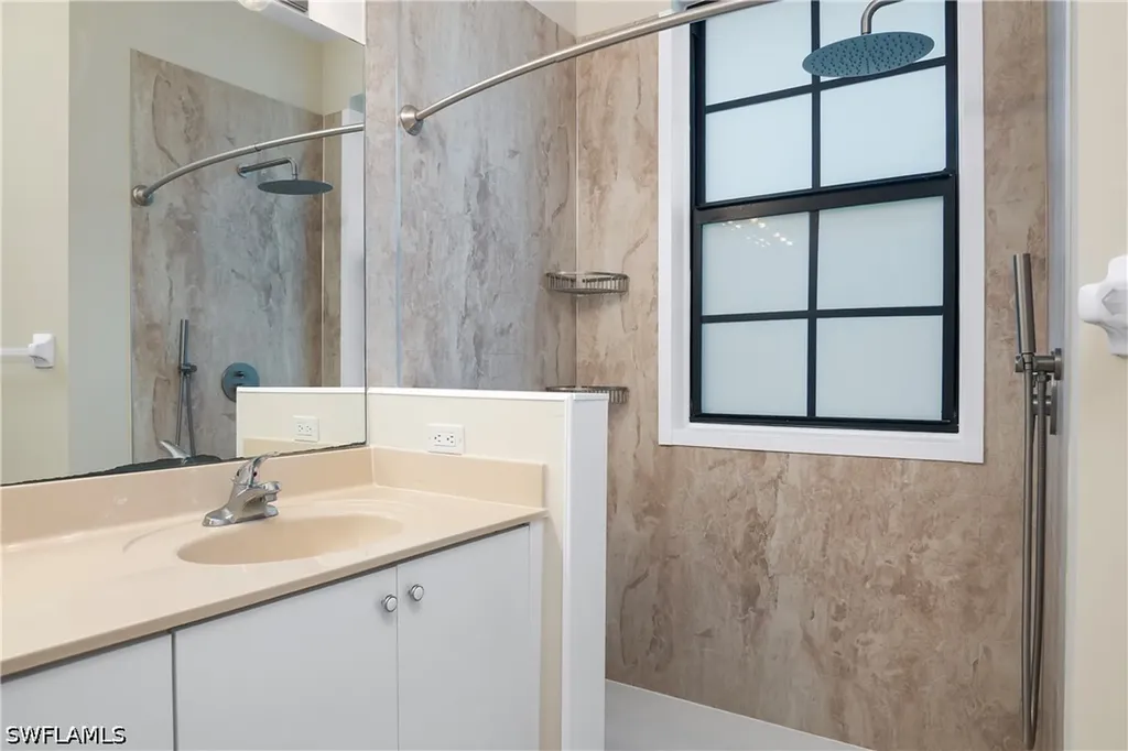 15186 Summit Place Circle Naples FL 34119
