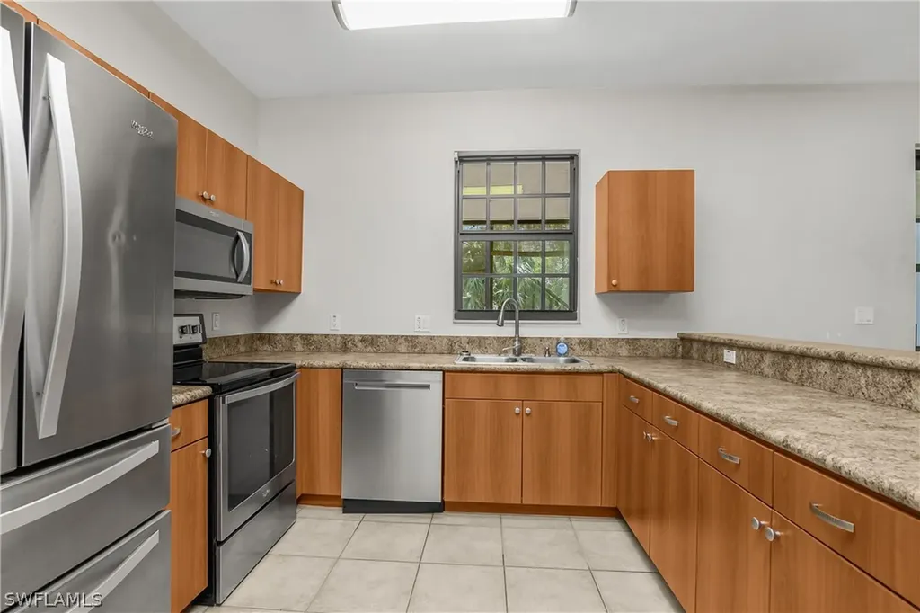15186 Summit Place Circle Naples FL 34119