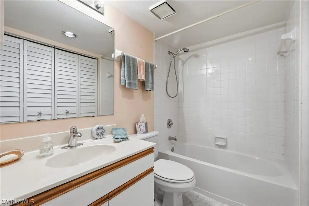 4121 Lorene Drive Estero FL 33928
