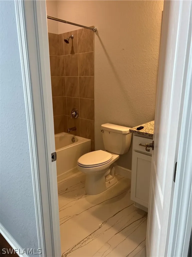 4351 Bluegrass Drive Fort Myers FL 33916