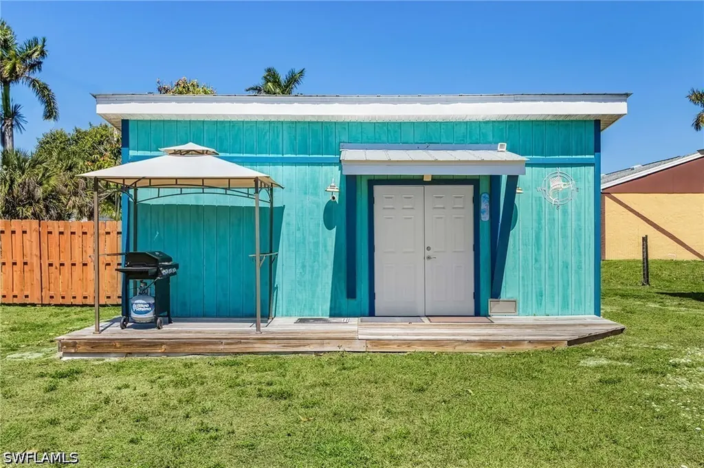 15869 Missouri Street Bokeelia FL 33922