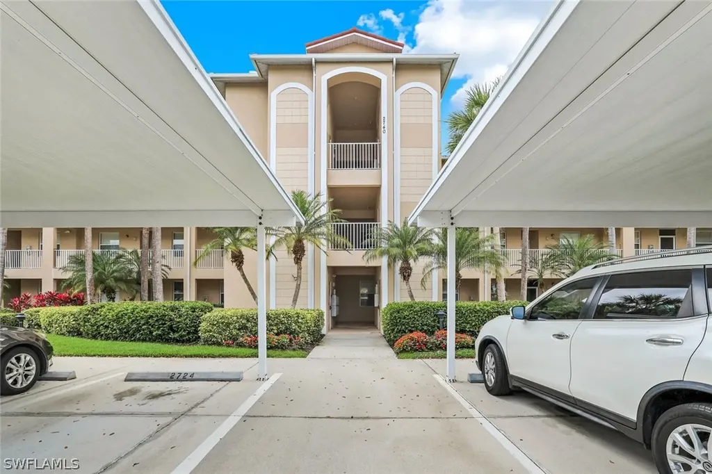 2740 Cypress Trace Circle Naples FL 34119