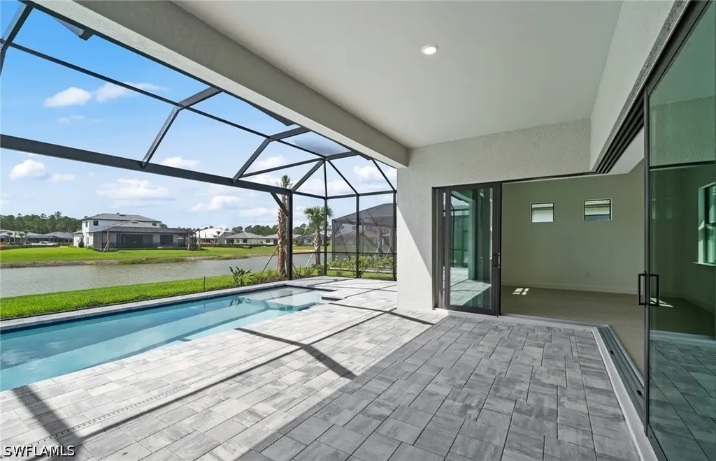 1992 Don Benito Way Naples FL 34120