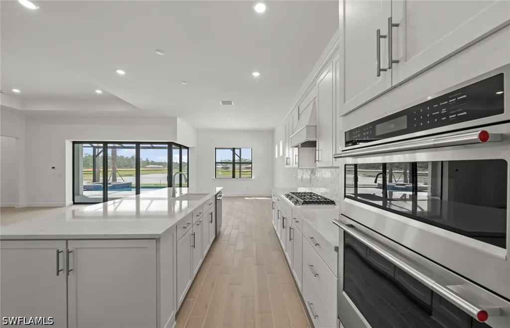 1992 Don Benito Way Naples FL 34120